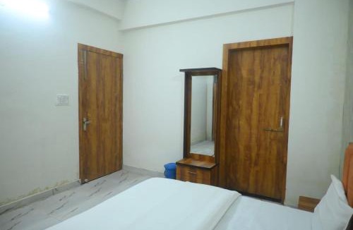 Kalyanpur Hotel | Hotel 7 Solitaires