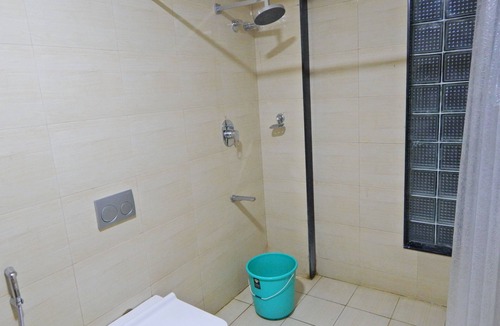 Mayiladuthurai Hotel | Hotel Aadhi