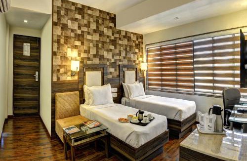 Paldi Hotel | Hotel Aaram Orchard