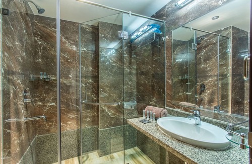Ujjain Hotel | Hotel Abika Elite