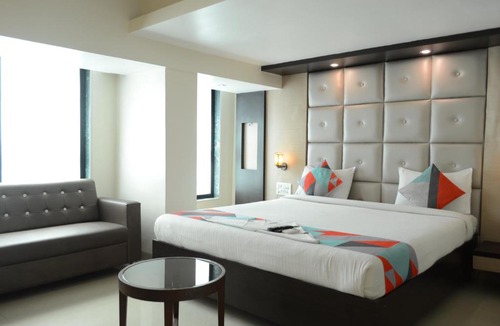 Nerul Hotel | Hotel Aishwarya Residency