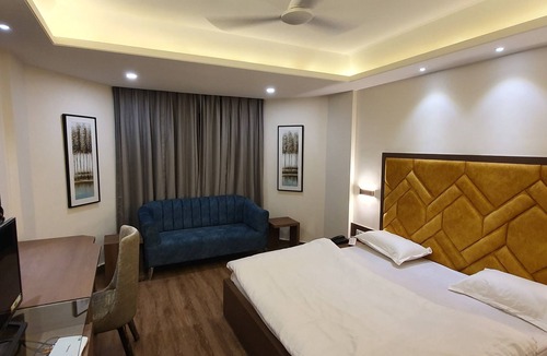 Ratlam Hotel | Hotel Ajanta Palace