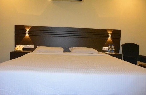 Mathilil Hotel | Hotel All Season