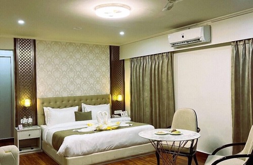 Amer Fort Road Hotel | Hotel Amayra