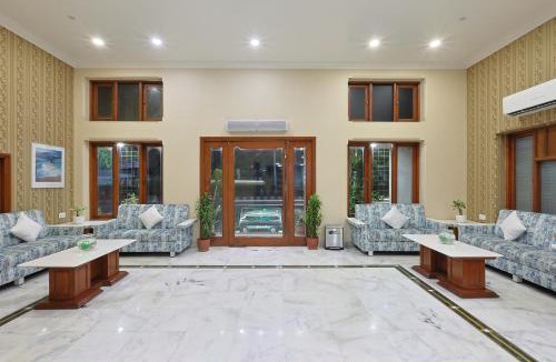 Surat Hotel | Hotel Apex