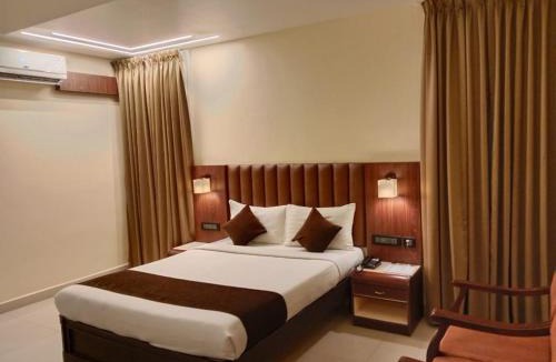 Onamthuruth Hotel | Hotel Arcadia