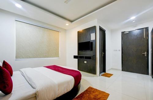 Shri Madhopur Hotel | Hotel Aryan Palace Near Khatu Mandir