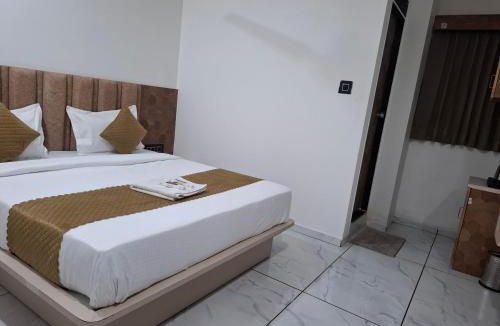 Gandhinagar Hotel | Hotel Asiana Randheja Gandhinagar