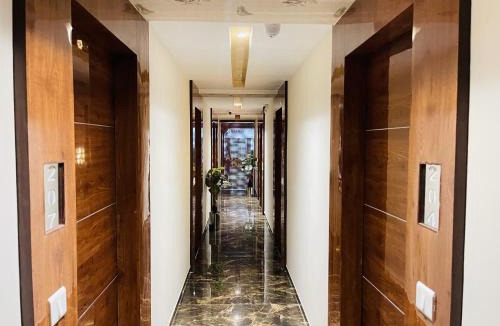 Vastrapur Hotel | hotel avenue lake