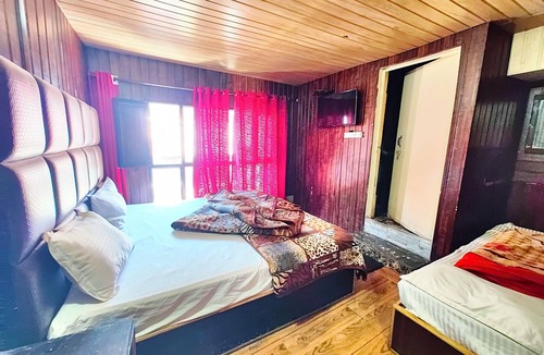 Mallital Hotel | Hotel Avon Lake View Mall Road Nainital