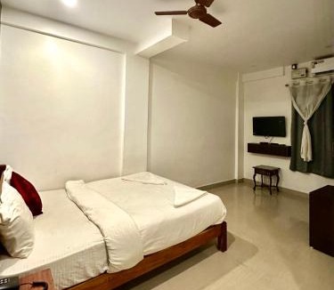 Saunta Vaddo Hotel | Hotel Baga Bay 200 Meters From Baga Beach