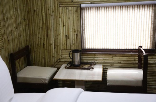 Durgapura Hotel | hotel bamboo castle