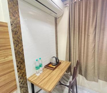 Nathdwara Hotel | Hotel Bansuri I opposite shreenathji temple 80mtr away 966o9o1oo6