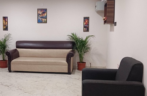 Cuttack Apartment | HOTEL BLACK GRAPES INN