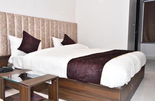 Deoria Hotel | Hotel Blue Stone