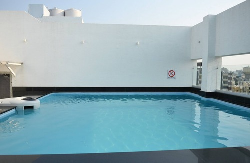 Anand Hotel | Hotel Blueivy