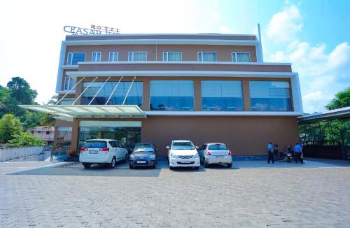Nagampadam Hotel | Hotel Ceasar Palace Kottayam