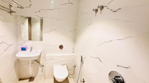 Gorakhpur Hotel | Hotel City Inn 2min Walk To Gorakhnath Temple