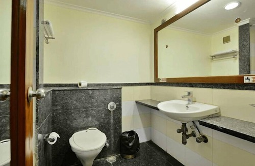 Gorakhpur Hotel | Hotel Clarks Grand