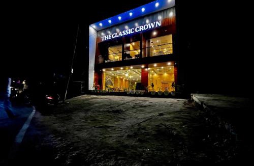 Musafirkhana Hotel | Hotel Classic Crown - #scenic mountain view #open terrace #parking #premium rooms with balcony #guest preferred #best selling hotel in mussoorie