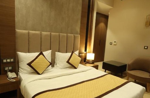 Alwar Hotel | Hotel Cloud 9