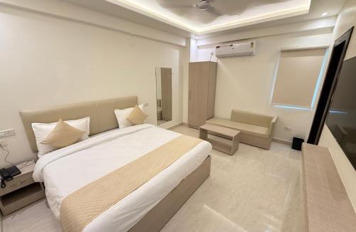 Civil Lines Hotel | Hotel Crown Plaza