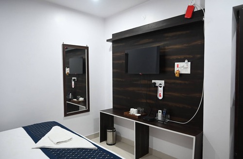 Danapur Hotel | Hotel Dimant Inn