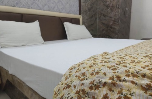 Pratapgarh Hotel | Hotel divine and restaurant