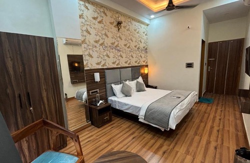 Vaishali Nagar Hotel | Hotel Down Town