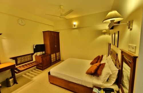Thamaraparambu Hotel | Hotel Fort Queen