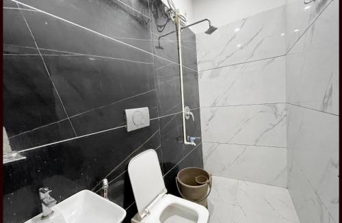 Ujjain Hotel | HOTEL G- RESIDENCY Near Shri Mahakaleshwar Jyotirlinga Temple - Railway Station Ujjian - Fully Air Conditioned And Spacious Room - Excellent Service Recommended