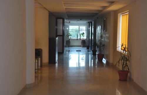 Civil Lines Hotel | Hotel Galaxy