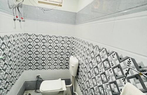 Varanasi Apartment | HOTEL GANESH KRIPA