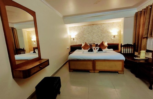 Sindhi Camp Hotel | Hotel Gaurav