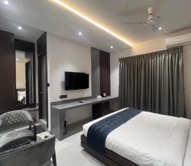 Deoghar Hotel | Hotel Godwin