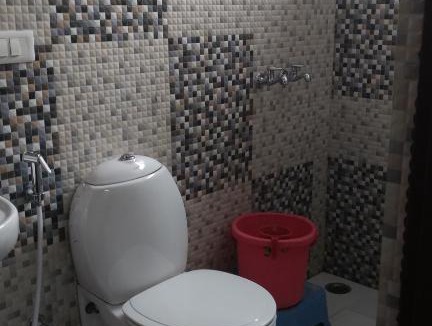 Sindhi Camp Hotel | Hotel Golden Deluxe