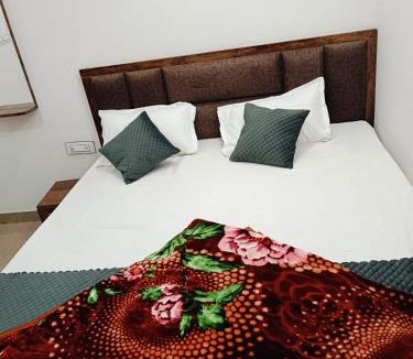 Khatu Hostel | Hotel gora palace