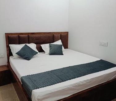 Khatu Hostel | Hotel gora palace