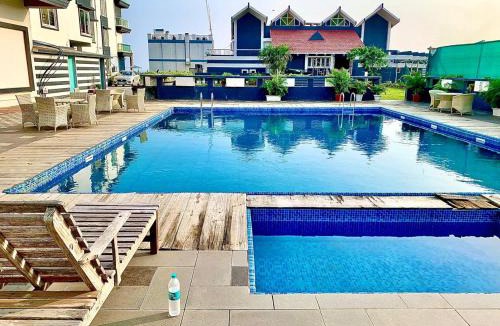 Puri Hotel | Hotel GPR Puri ! near Temples and All main attractions! Well-air-conditioned-hotel with-lift-and-parking-facility ! ମନ୍ଦିର ଏବଂ ସମସ୍ତ ମୁଖ୍ୟ ଆକର୍ଷଣ ନିକଟରେ ! Multi cuisine breakfast optionally provided