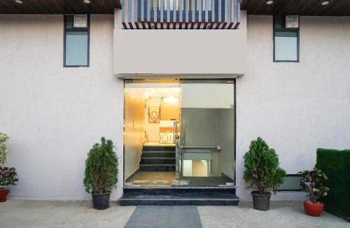 Jagatpura Hotel | Hotel Grand Aana Inn