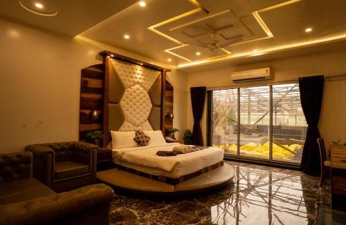 Maliwada Hotel | Hotel Grand Sarowar and Shakuntal Lawns