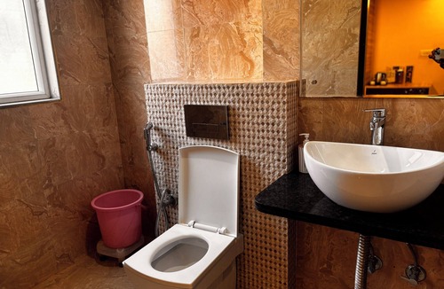 Malviya Nagar Hotel | Hotel Gulabi Nagri