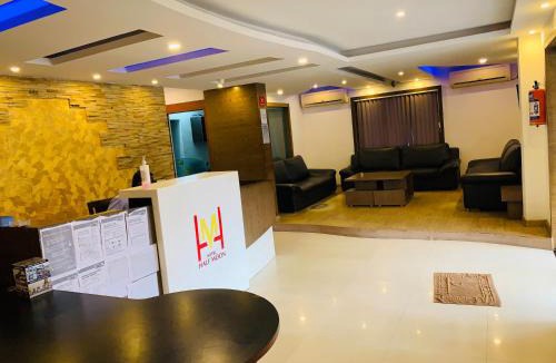 Mylapore Tiruvallikk Hotel | Hotel Half Moon Chennai
