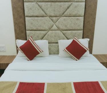 Maninagar House | Hotel Happy Stay