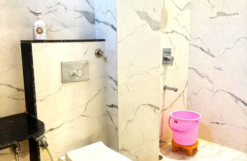 Tonk Road Hotel | Hotel Hari Inn