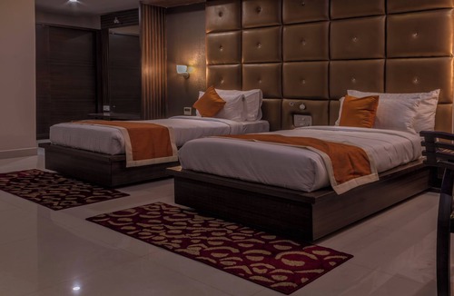 Bilaspur Hotel | Hotel Heavens Park