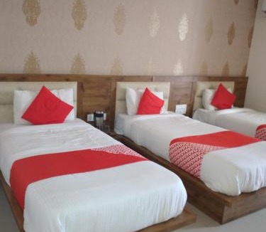 Infocity House | hotel hill city