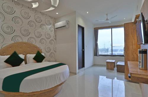 Infocity House | hotel hill city
