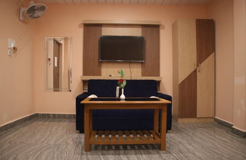 Subarnapur Hotel | Hotel Hillton Heaven
