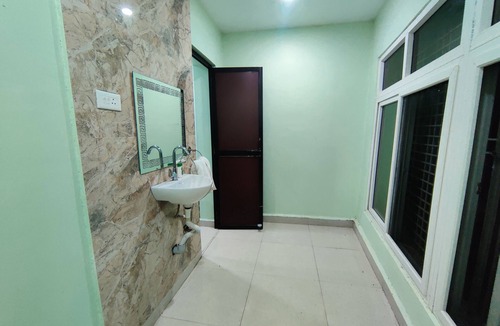 Subarnapur Hotel | Hotel Hillton Heaven